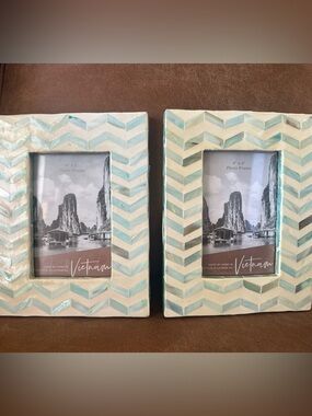 Set of 2 - Chevron Inlaid Shell Picture Frame (Aqua and Cream)